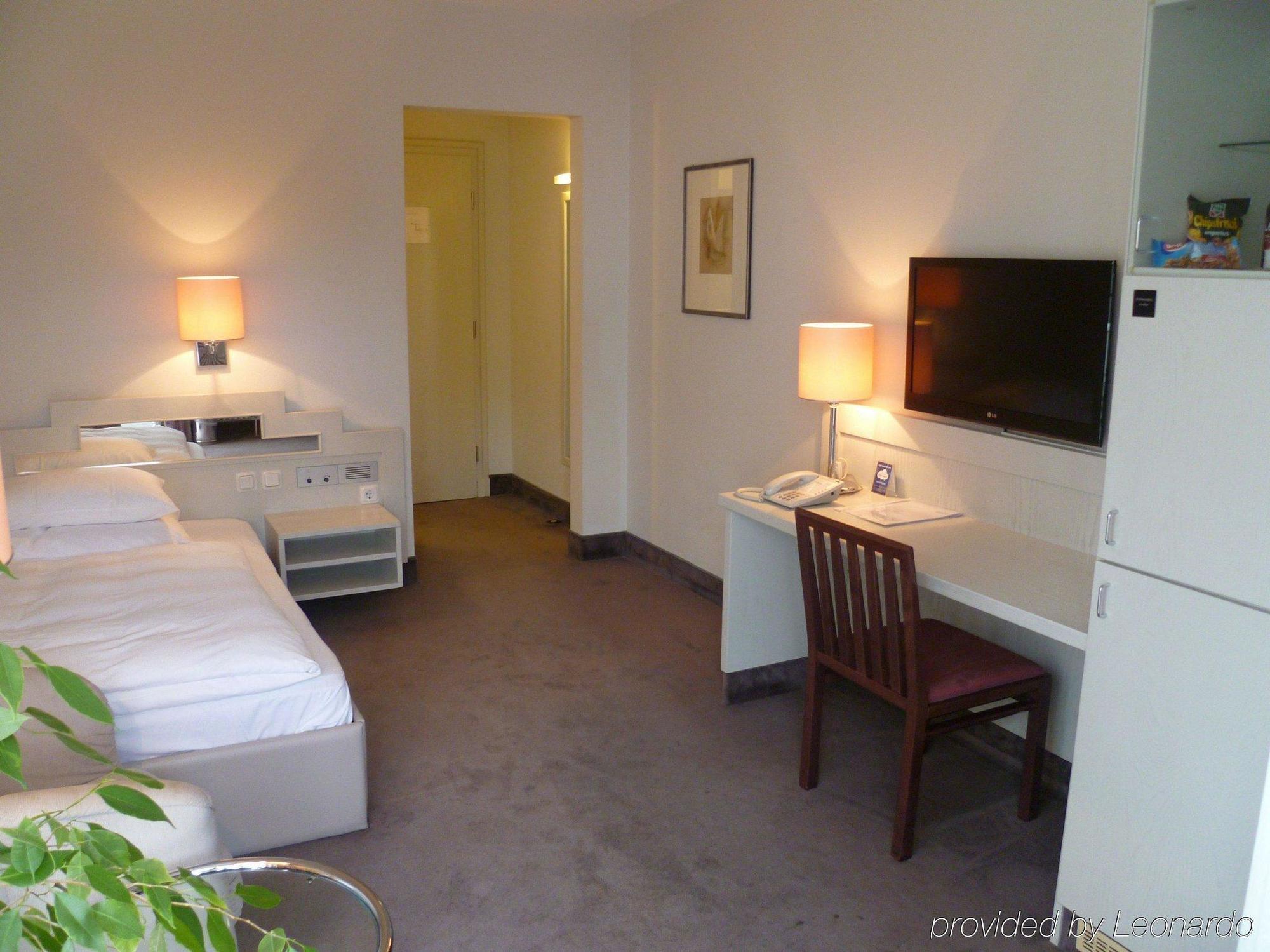 Fontana Hotel 3*